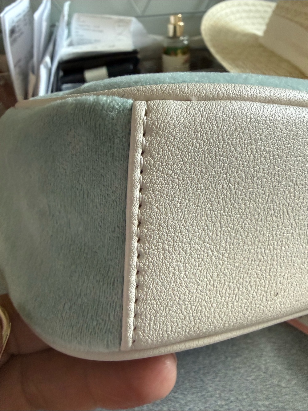 Juicy Couture soft sage green Crossbody Bag with Pink Logo and Coin Pouch - Picture 10 of 16